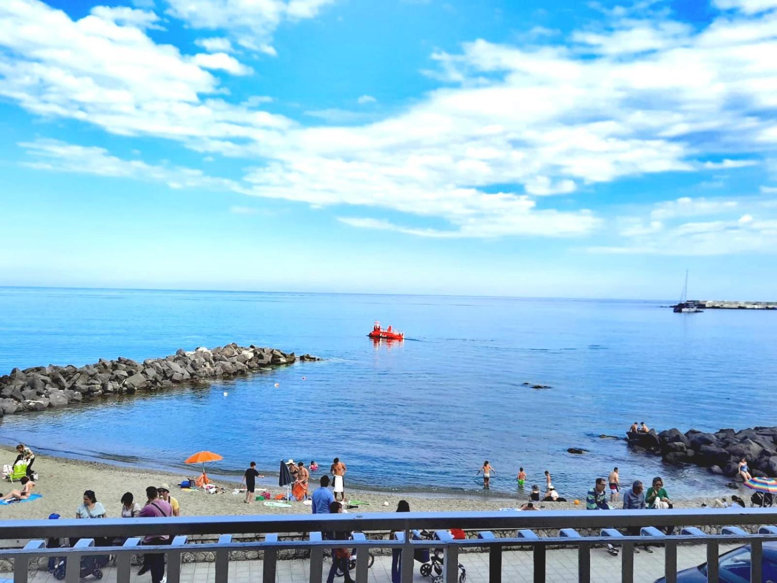 Apartament Arcadia Golden Bay Giardini-Naxos Zewnętrze zdjęcie